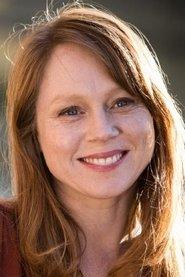 Hayley McElhinney profile photo