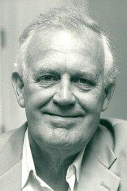 Joss Ackland profile photo