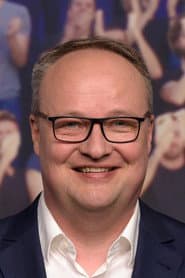 Oliver Welke profile photo