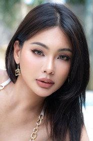 Alisa Khemnak profile photo