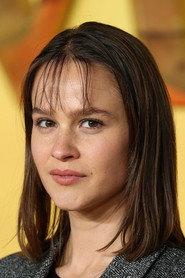 Clara Rugaard profile photo