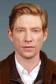 Domhnall Gleeson profile photo