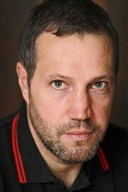 Julian Rivett profile photo