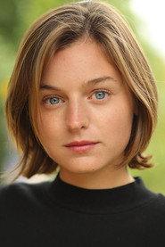 Emma Corrin profile photo