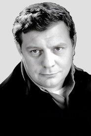 Renzo Palmer profile photo