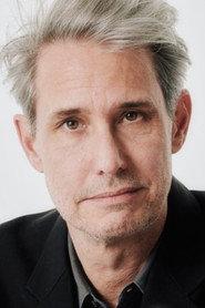 Dirk von Lowtzow profile photo