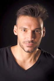 César Oliver profile photo