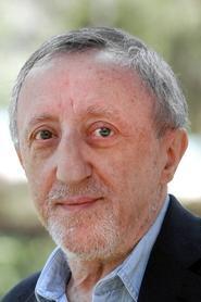 Carlo Delle Piane profile photo