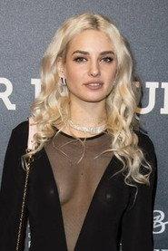 Clara Doxal profile photo