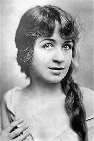 Helen MacKellar profile photo