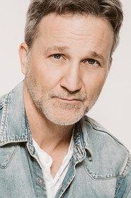 Breckin Meyer profile photo