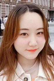张艺雯 profile photo