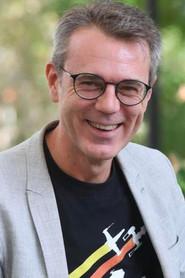 Pedro Vallín profile photo