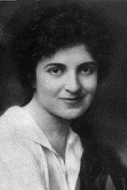 Helen Holmes profile photo