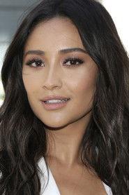 Shay Mitchell profile photo