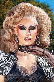 DeDeLicious profile photo