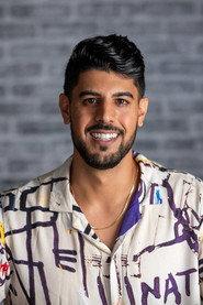 Neesh Riaz profile photo