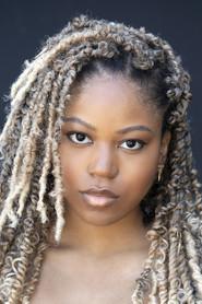 Riele Downs profile photo