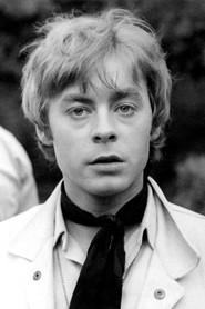 Hywel Bennett profile photo