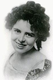Dot Farley profile photo