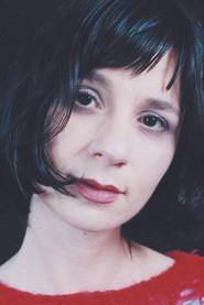 Eszter Balint profile photo