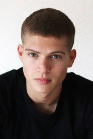 Josha Stradowski profile photo