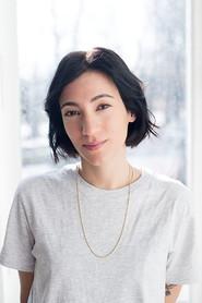 Zeynep Bozbay profile photo
