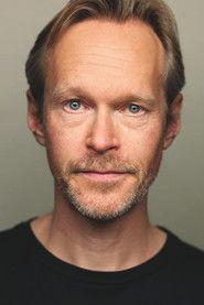 Steven Mackintosh profile photo