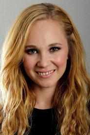 Juno Temple profile photo
