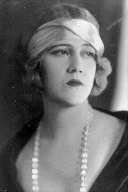 Maude Wayne profile photo
