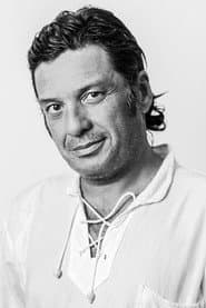 Lucho Cáceres profile photo