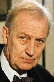 Geoffrey Whitehead profile photo