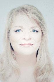 Angèle Dubeau profile photo