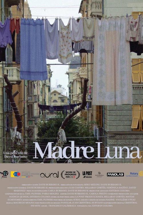 Madre Luna backdrop