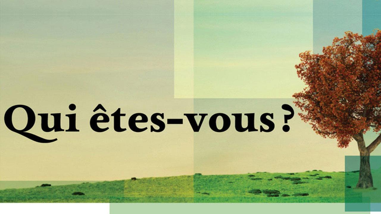 Qui êtes-vous? backdrop