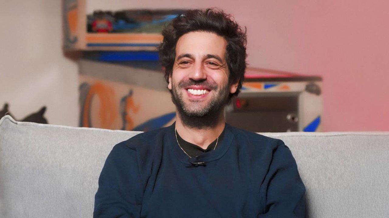 Max Boublil, l'éternel gamin backdrop