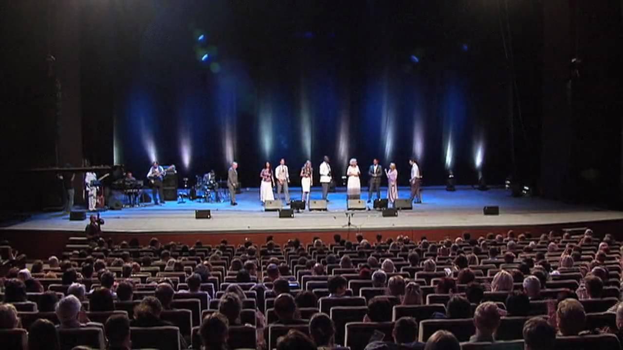 Heritage Singers Live, In Concert From Prague backdrop