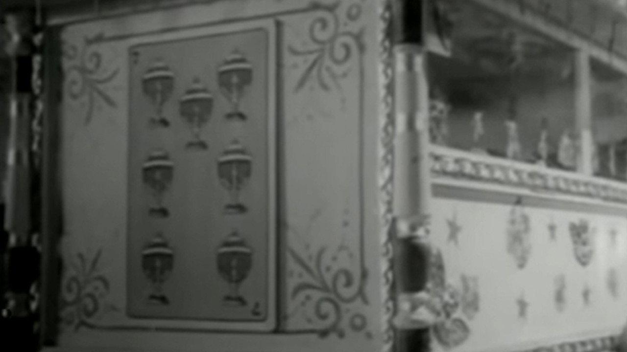 El 7 de Copas backdrop