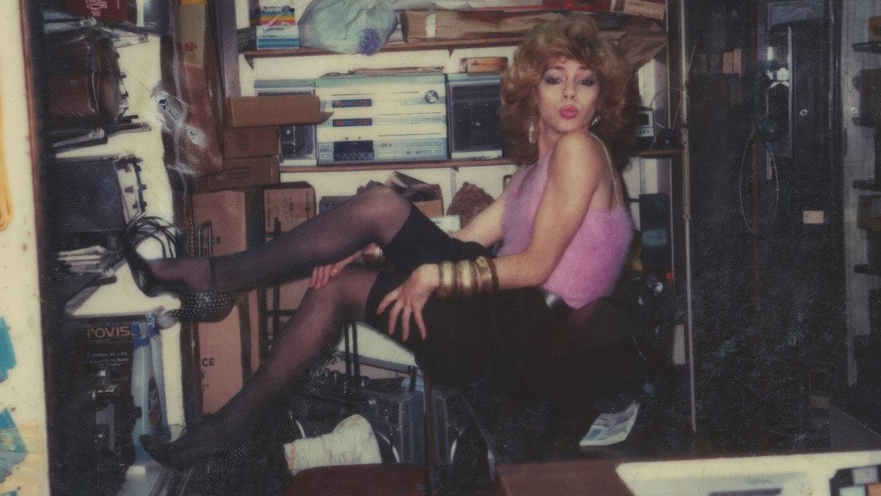 I'm Your Venus backdrop