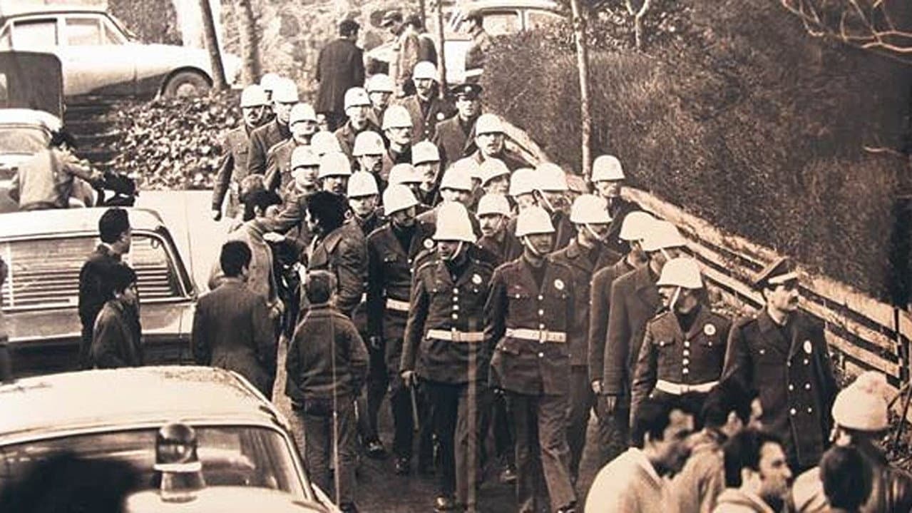 12 March: The Junta backdrop