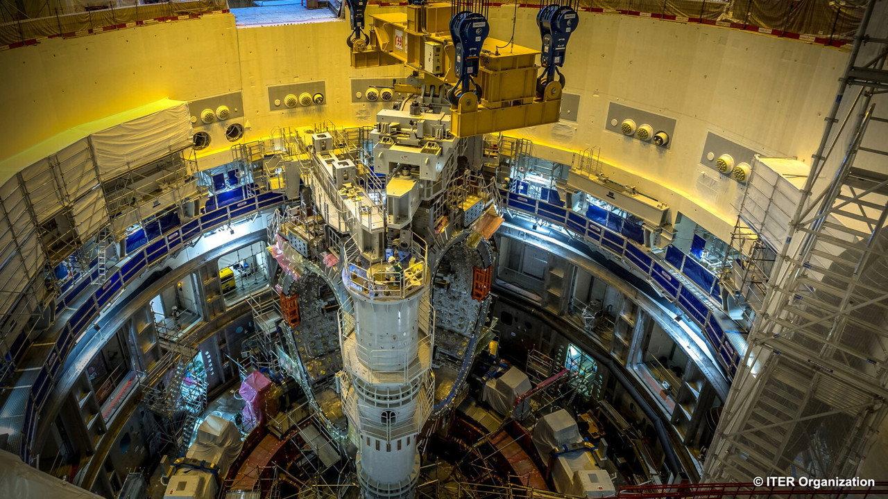 Building the Sun: The World's Largest Fusion Project backdrop