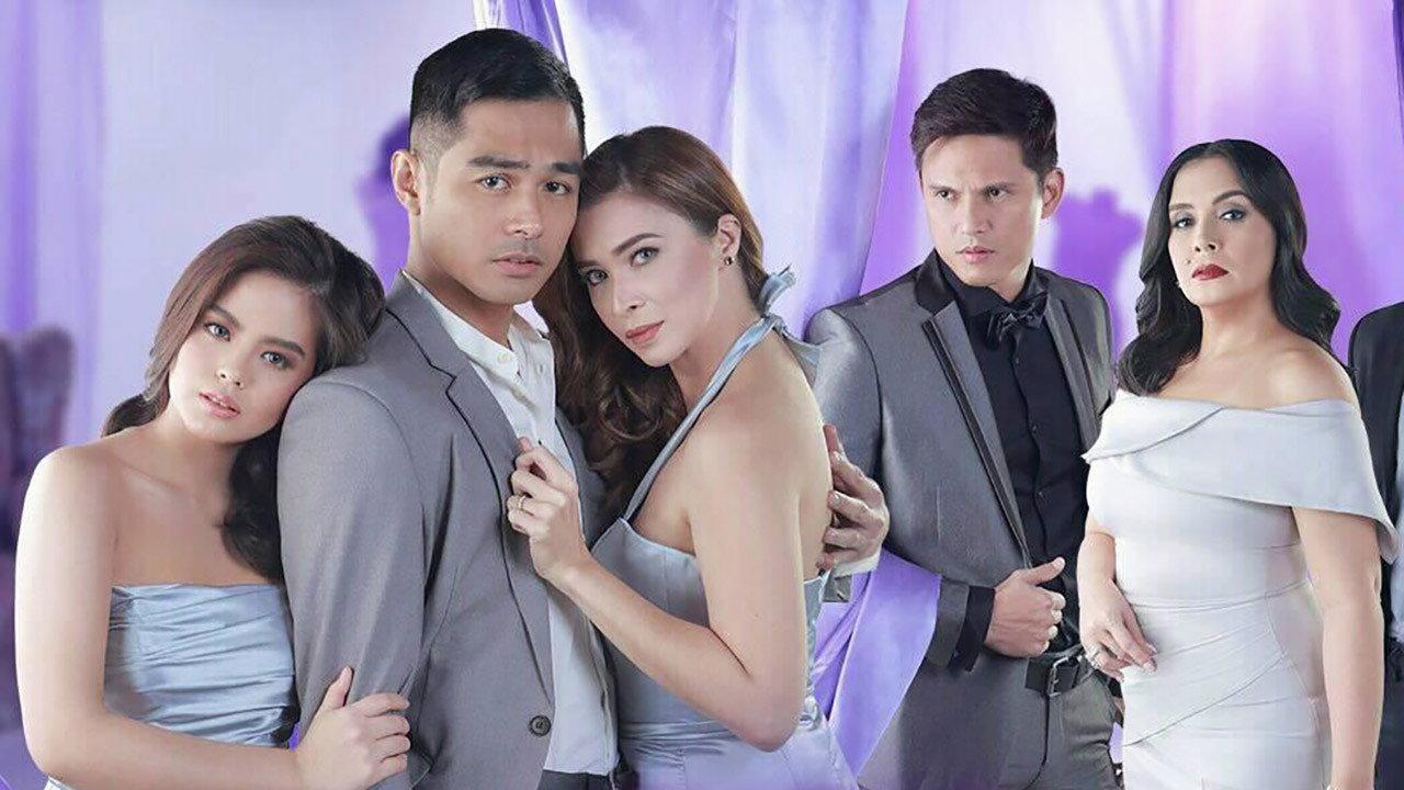 Kapag Nahati ang Puso backdrop