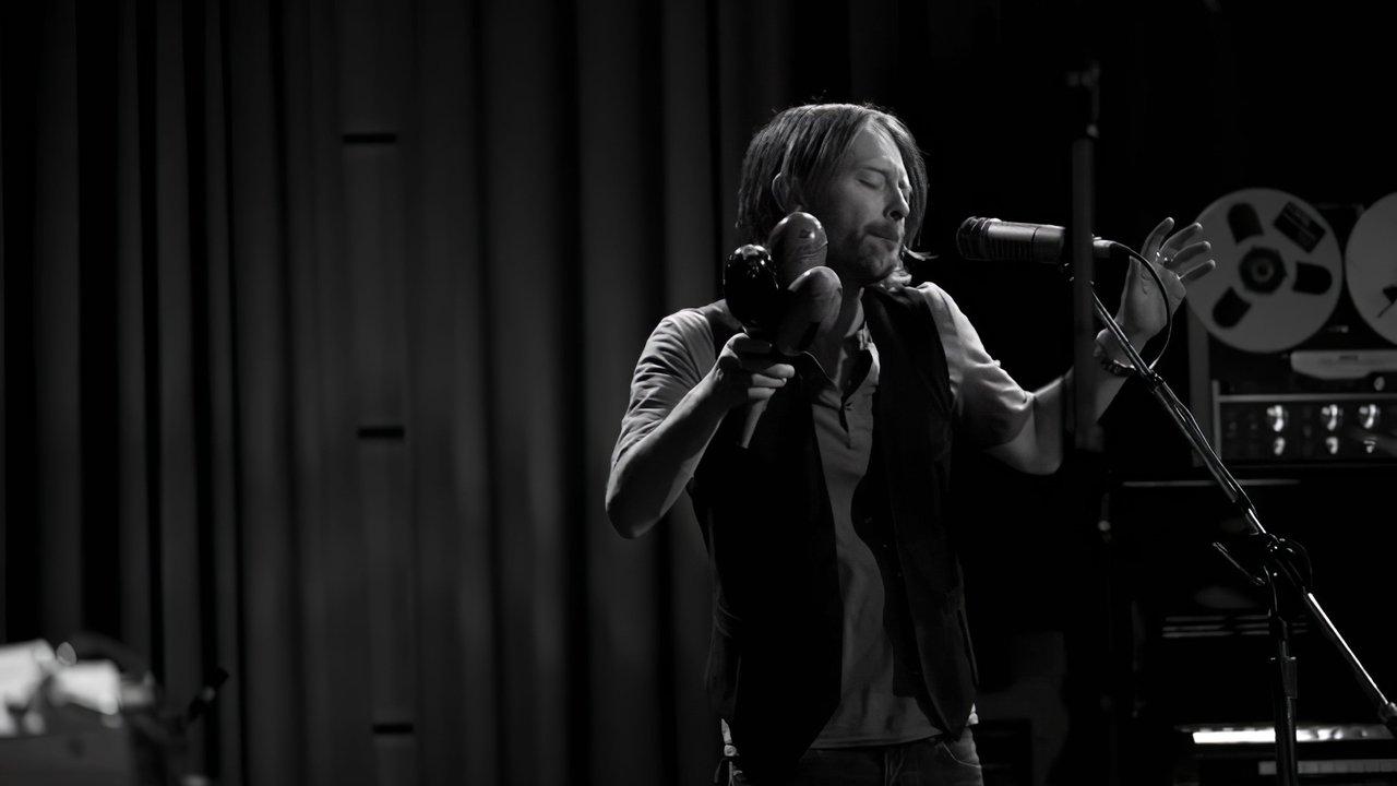 Radiohead: The King of Limbs – Live from the Basement backdrop