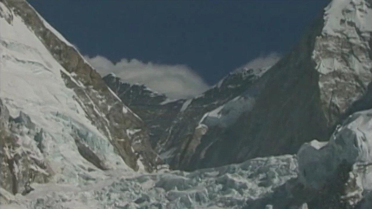 Everest Dreams backdrop
