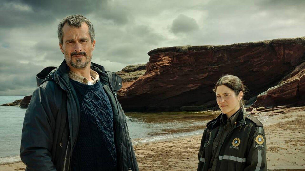 Detective Surprenant backdrop