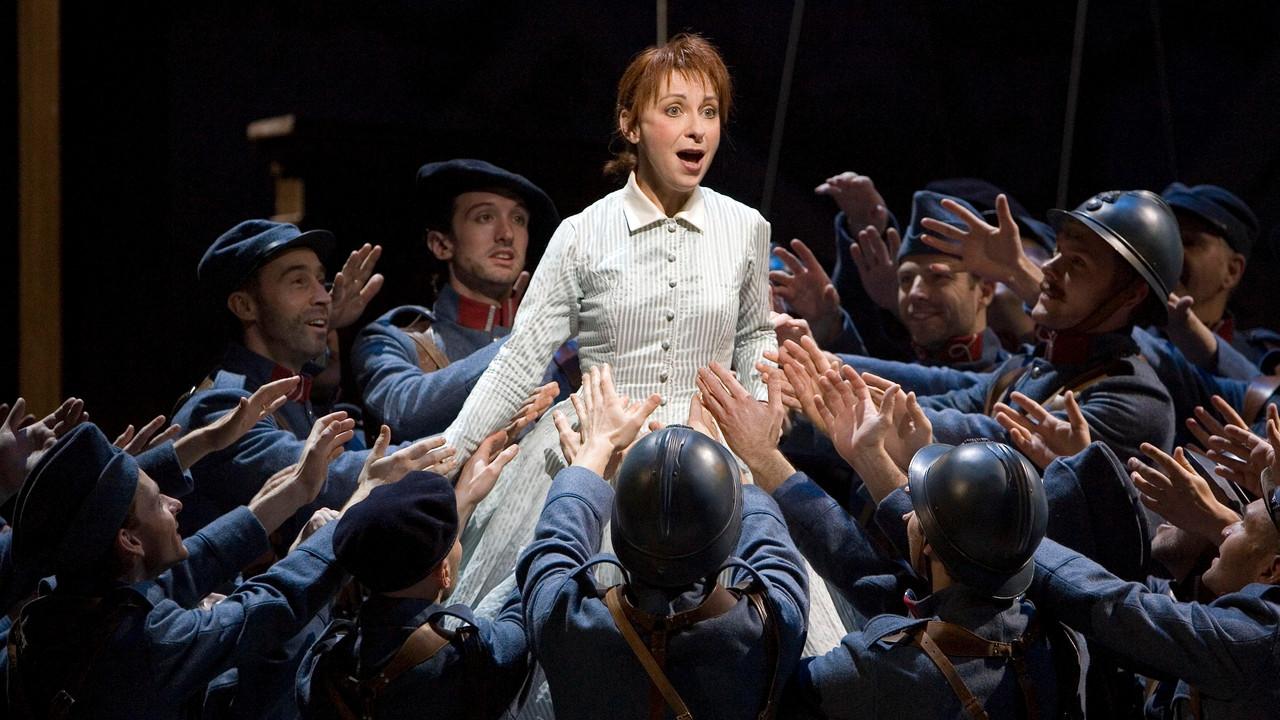 La Fille du Régiment - Metropolitan Opera backdrop