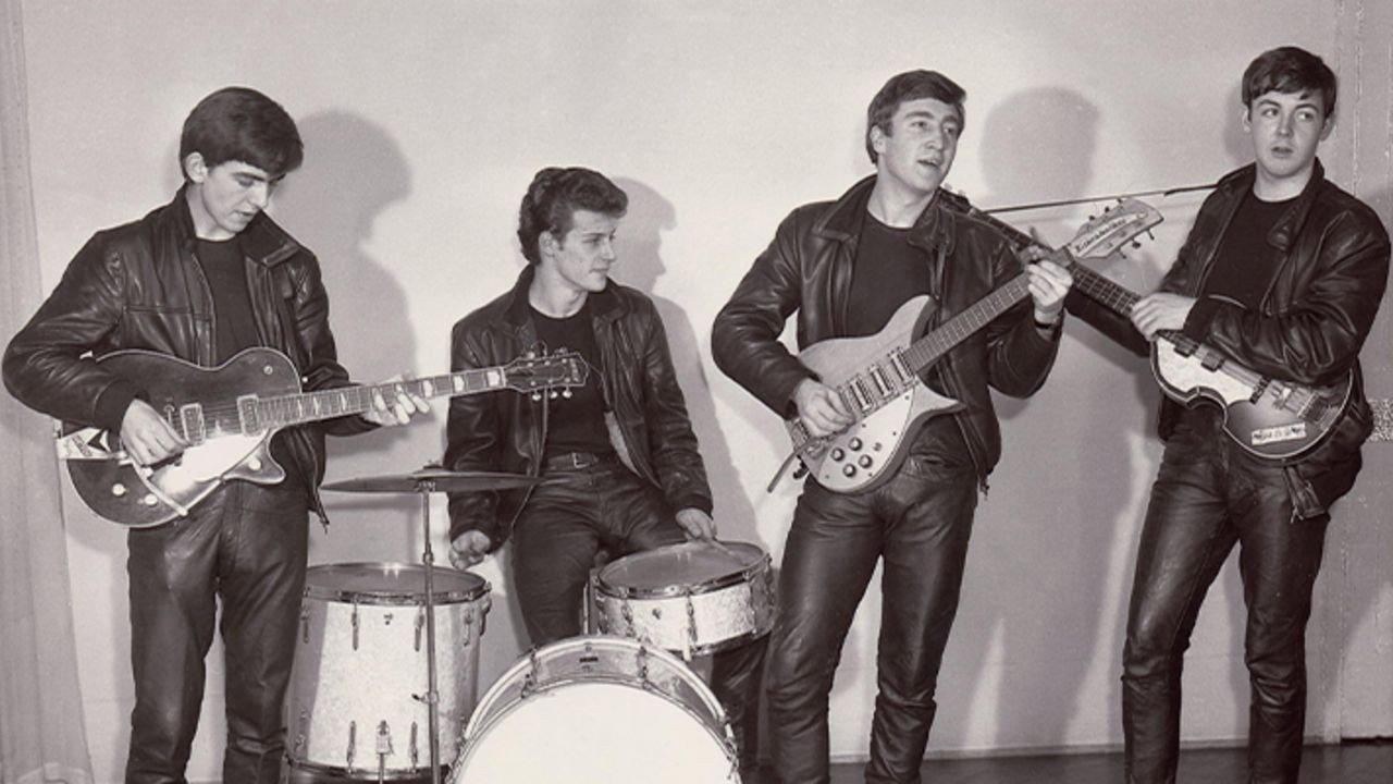Building the Beatles backdrop