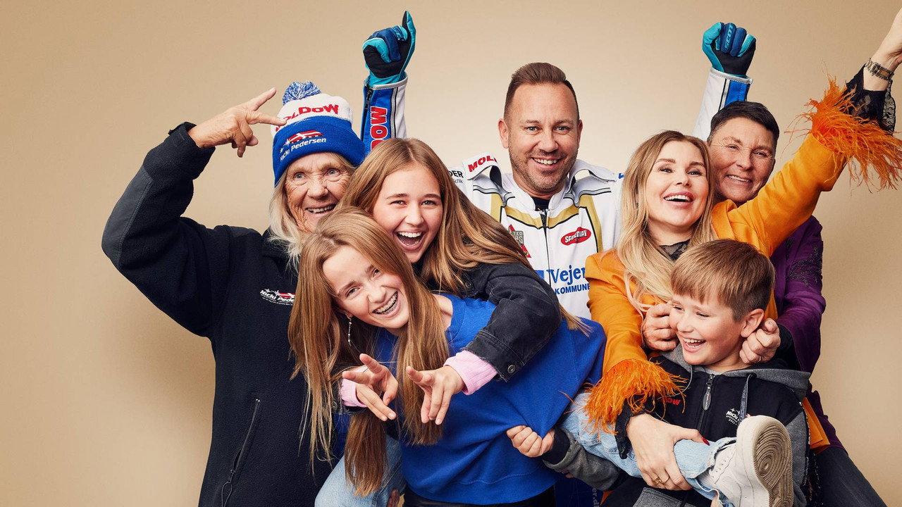 Team Pedersen backdrop