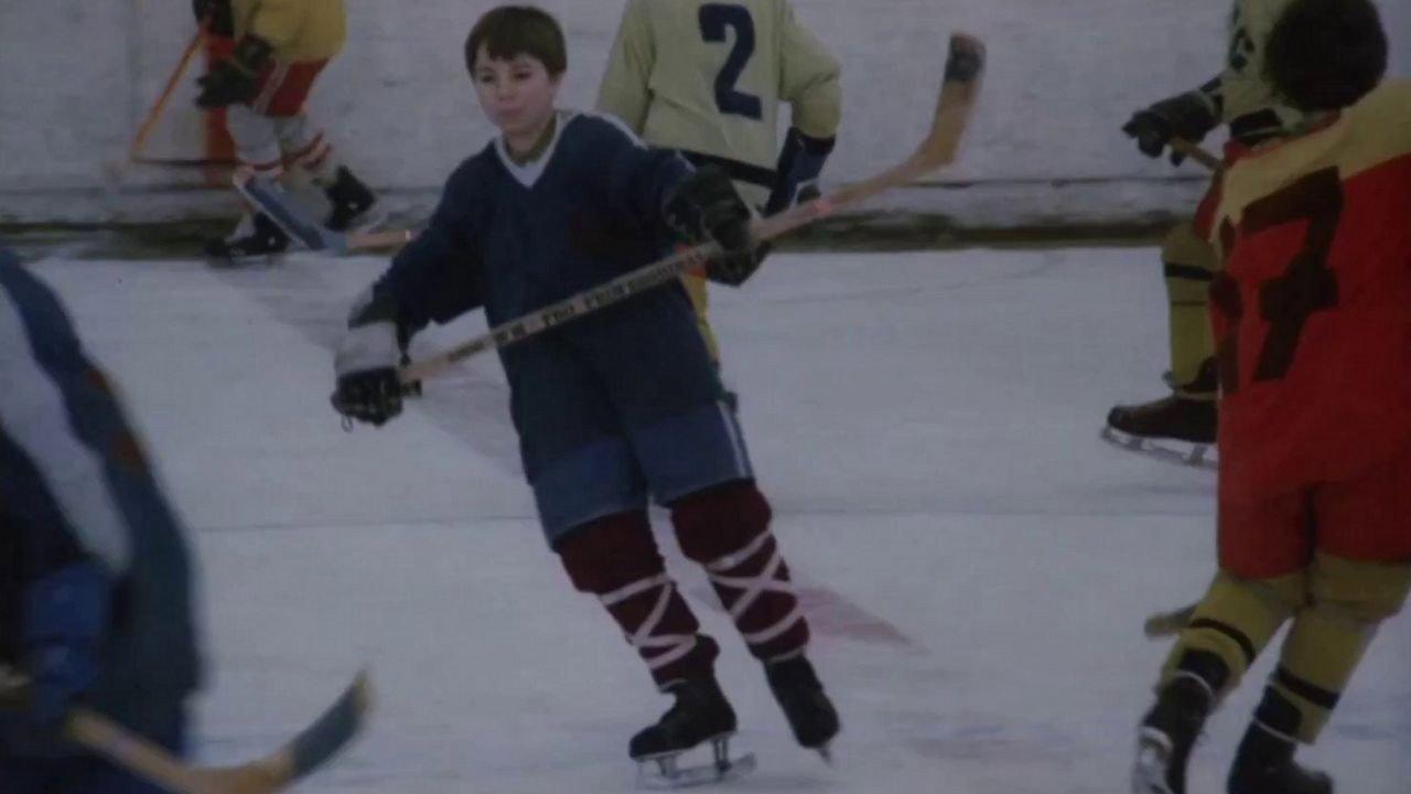 Little Ice-Hockey Player backdrop
