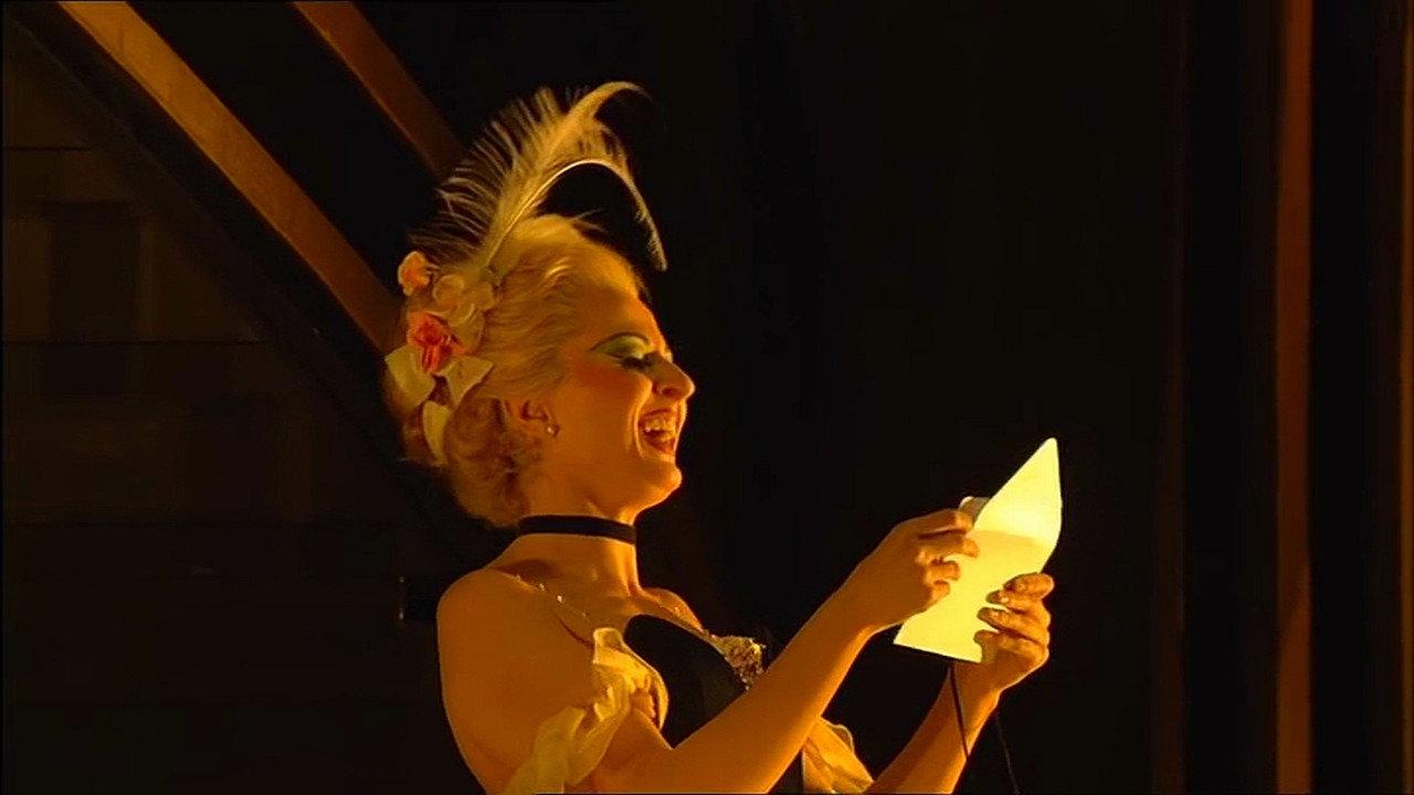 Strauss II: Die Fledermaus backdrop